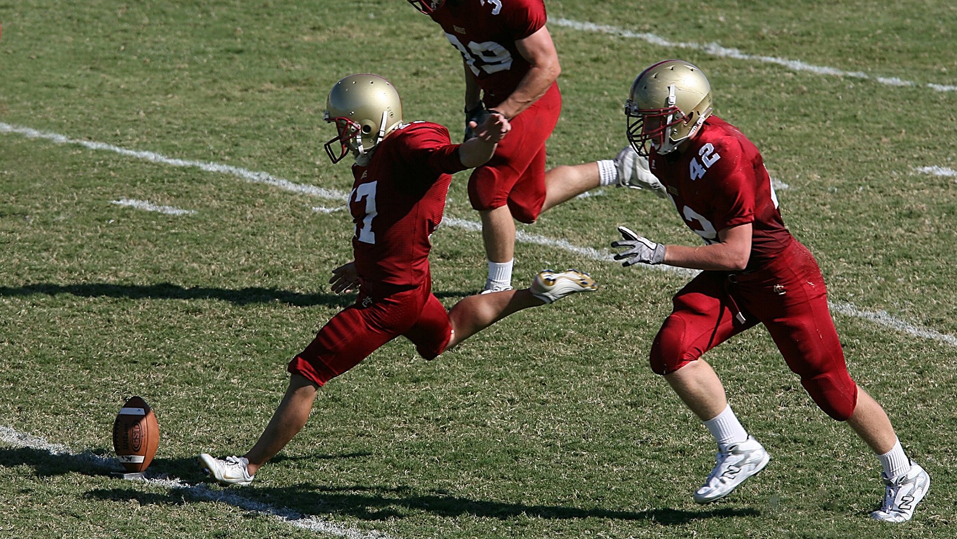 “从青涩新星到核心球员：萨尔·巴赫的快速成长”